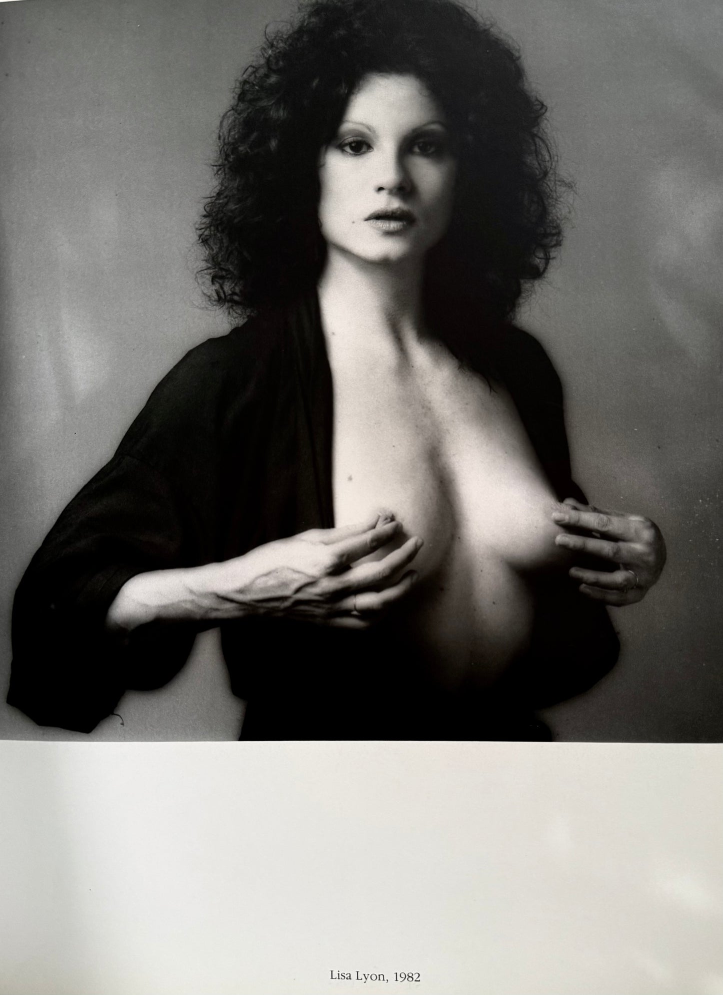 ROBERT MAPPLETHORPE