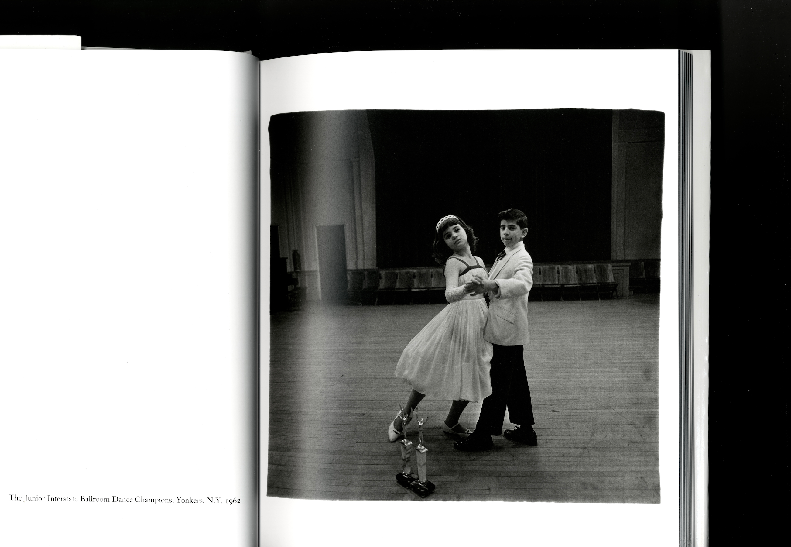 AN APERTURE MONOGRAPH