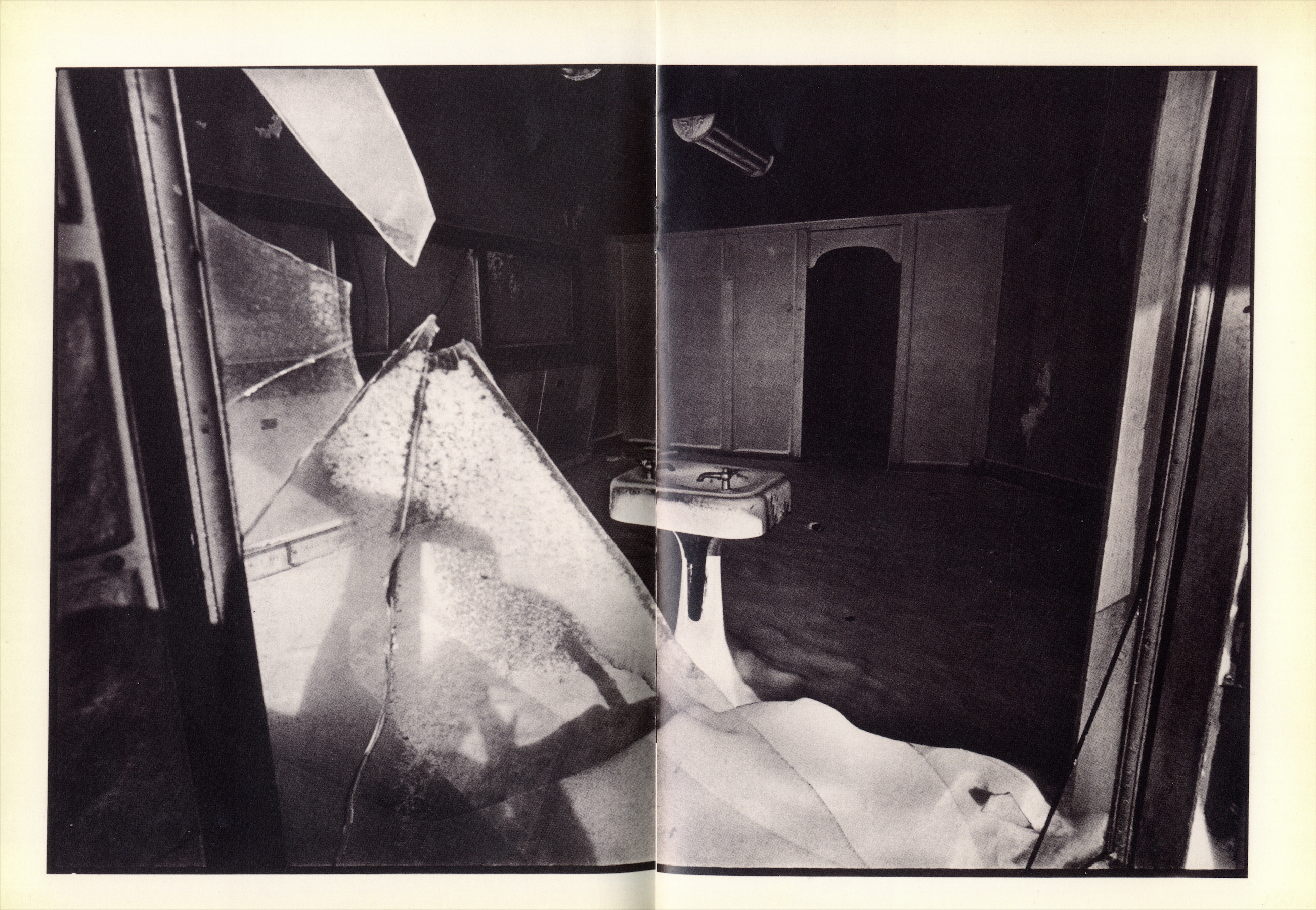 COMME DES GARÇONS 2012 SS DM — RENÉ BURRI 12