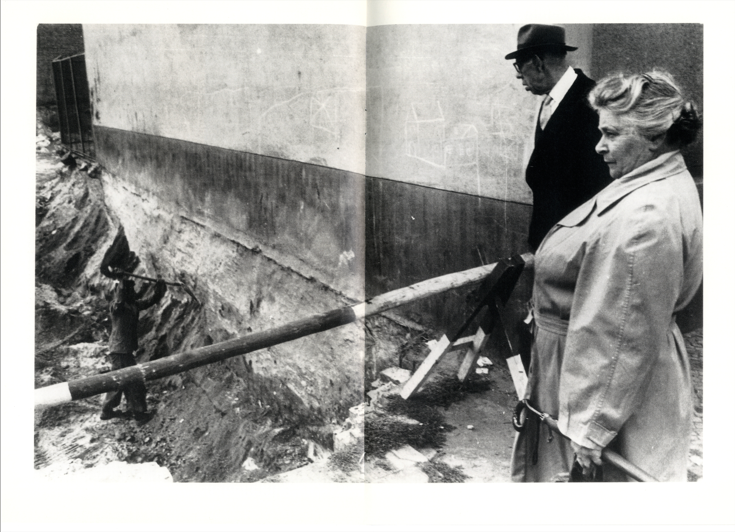 COMME DES GARÇONS 2012 SS DM — RENÉ BURRI 18