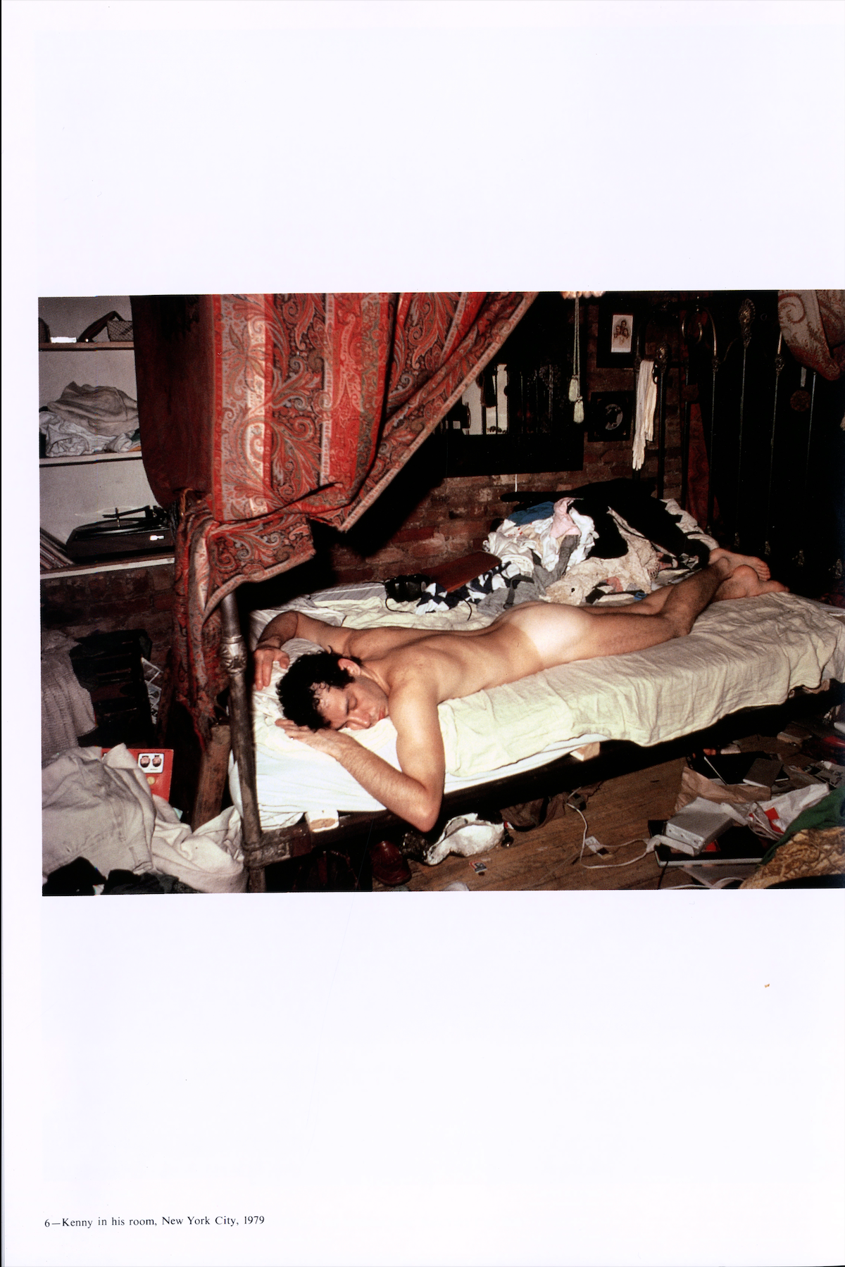Deja-vu No 9 interior Araki intimate diaristic scene color photography Japanese quarterly interior 6 intermission books.