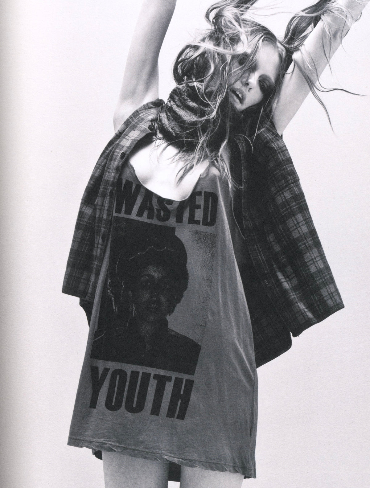 Hobo Magazine No 10 interior Sonic Youth t-shirt youth culture editorial black and white interior 5 intermission books.