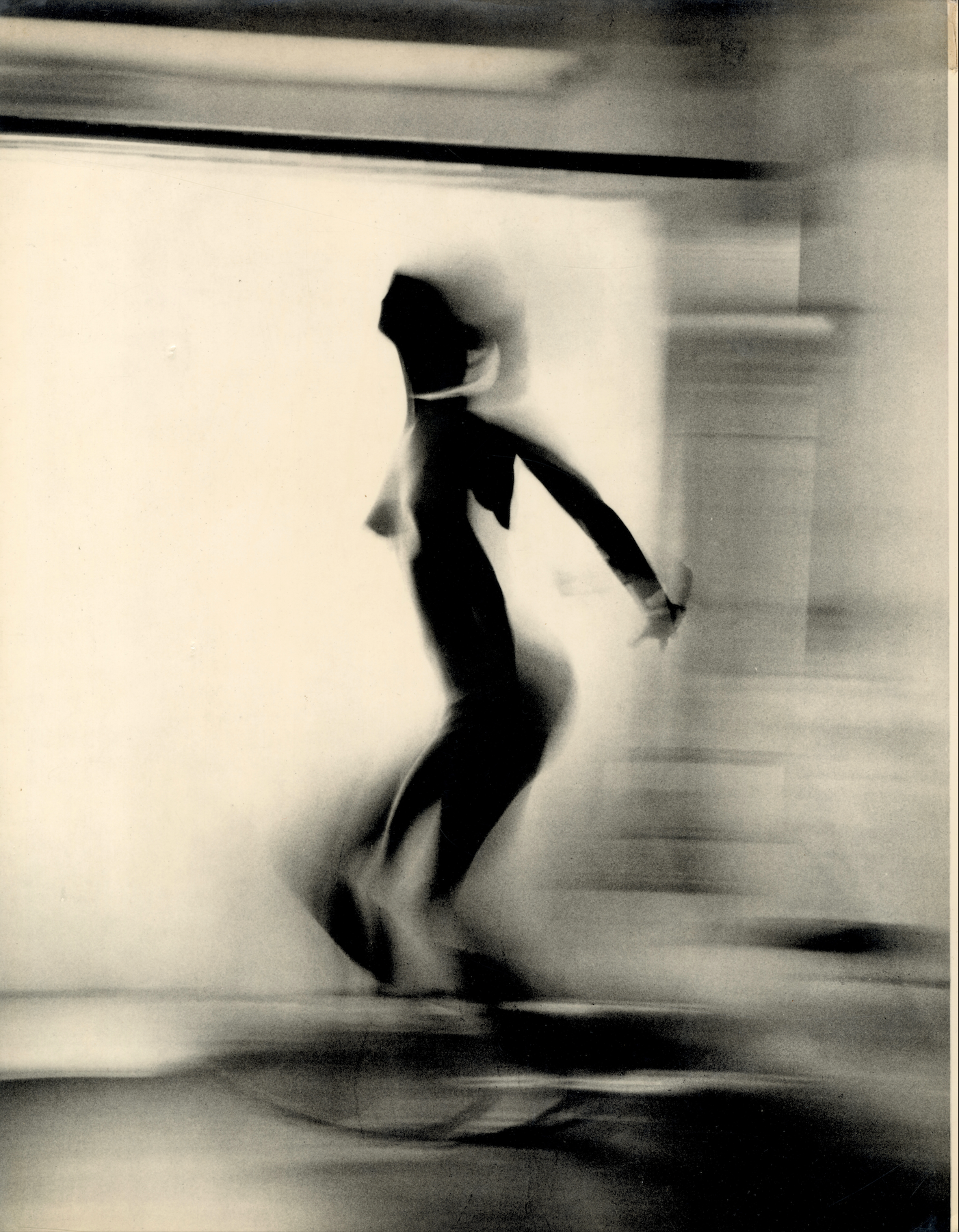Sam Haskins Five Girls 1962 first edition photobook back cover.