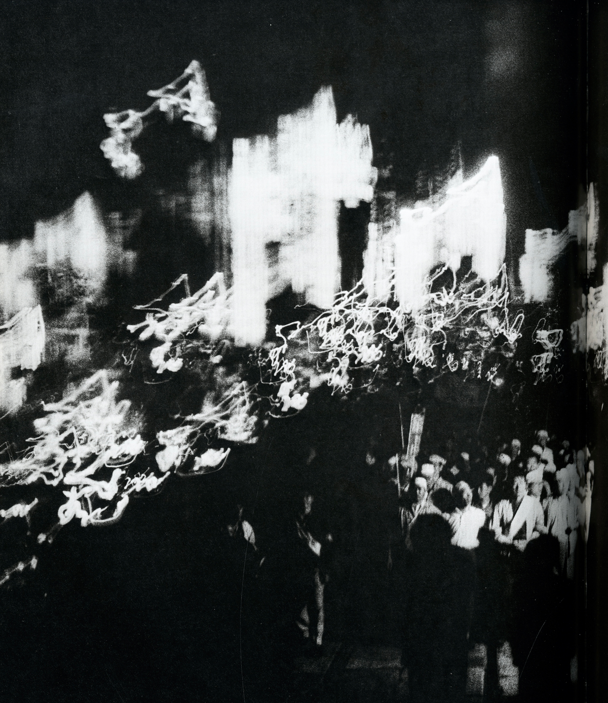 William Klein Photographs interior crowd smoke dramatic high contrast street photography interior 6 intermission books.